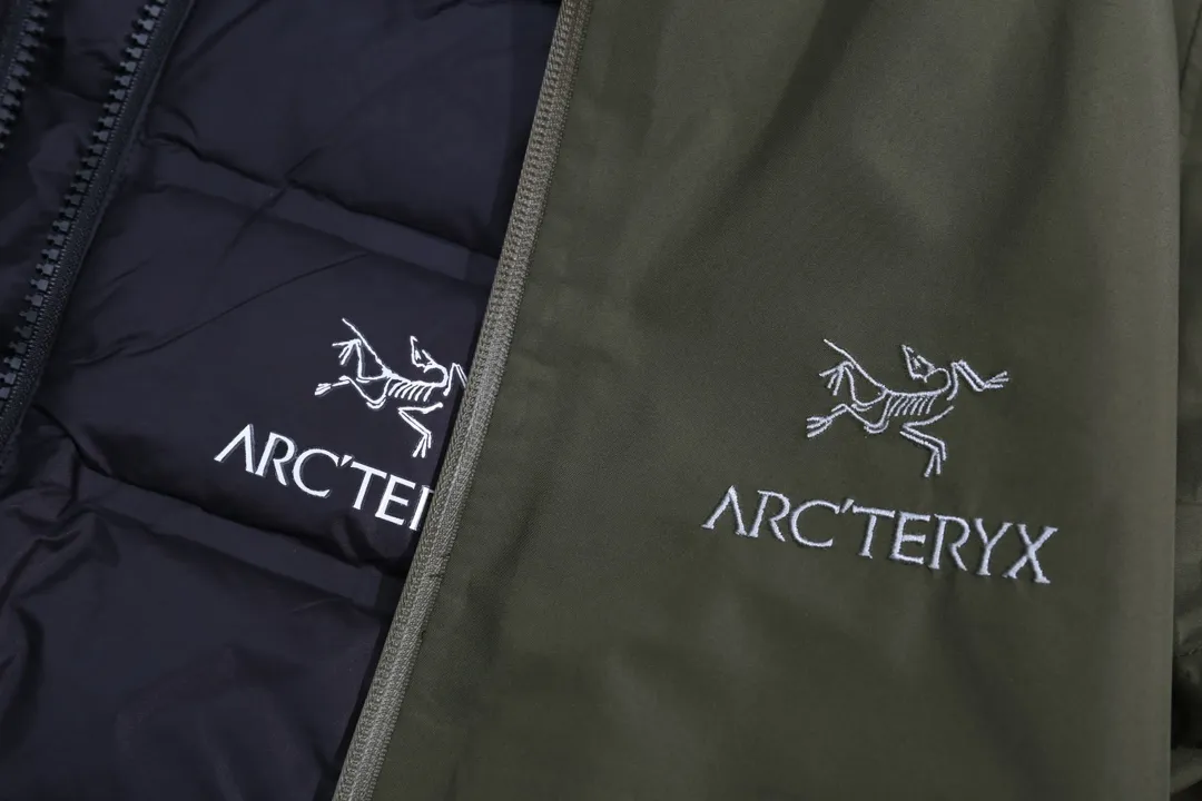 ARC'TERYX GORE-TEX Jacket BETA LT （Yb 3D ， Tri-Durance ） Factory #26844 ， YKK ， ， ， Beta LT ， 。 bluesign@ N 3LGORE-TEX ， Wear-Resistant， 、 Breathable， 。 Storm Hood Water Tight ， ， ， 。 ，VISLON ， Velcro ， Zip-in， ARC TERYX BETA： 。 LT ： ， Wear-Resistant。 GORE-TEX： 、 、Breathable SIZE ：S M L XL XXL